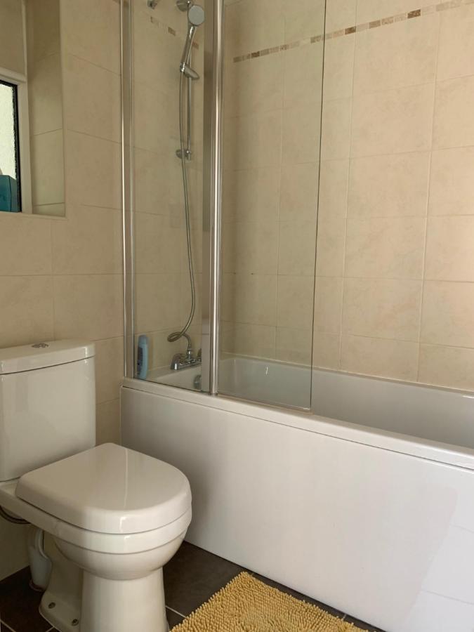 Private Room & Lounge In Town Centre With Parking Stratford-upon-Avon Esterno foto